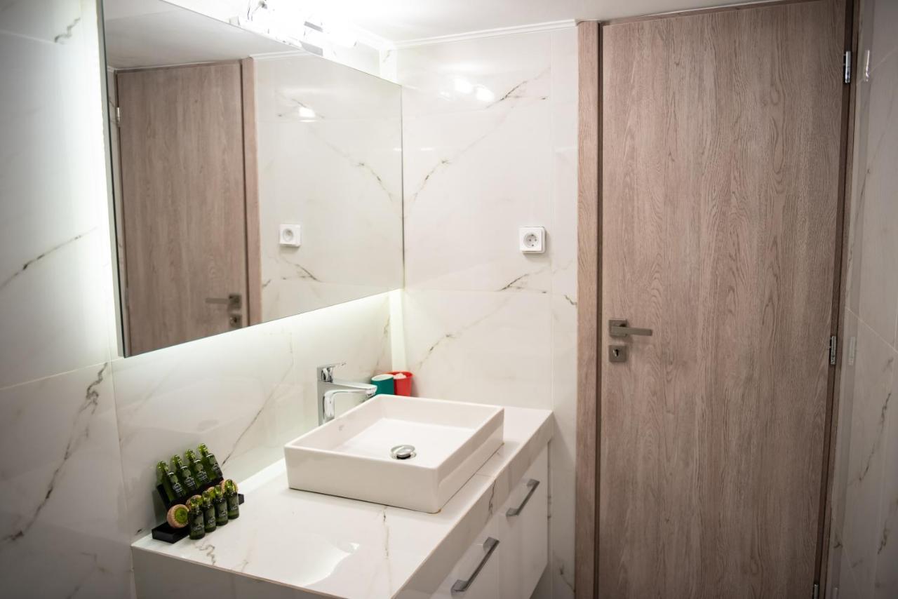 Renovated Apartment 5Min From Subway Station 'Attiki' Athens Ngoại thất bức ảnh